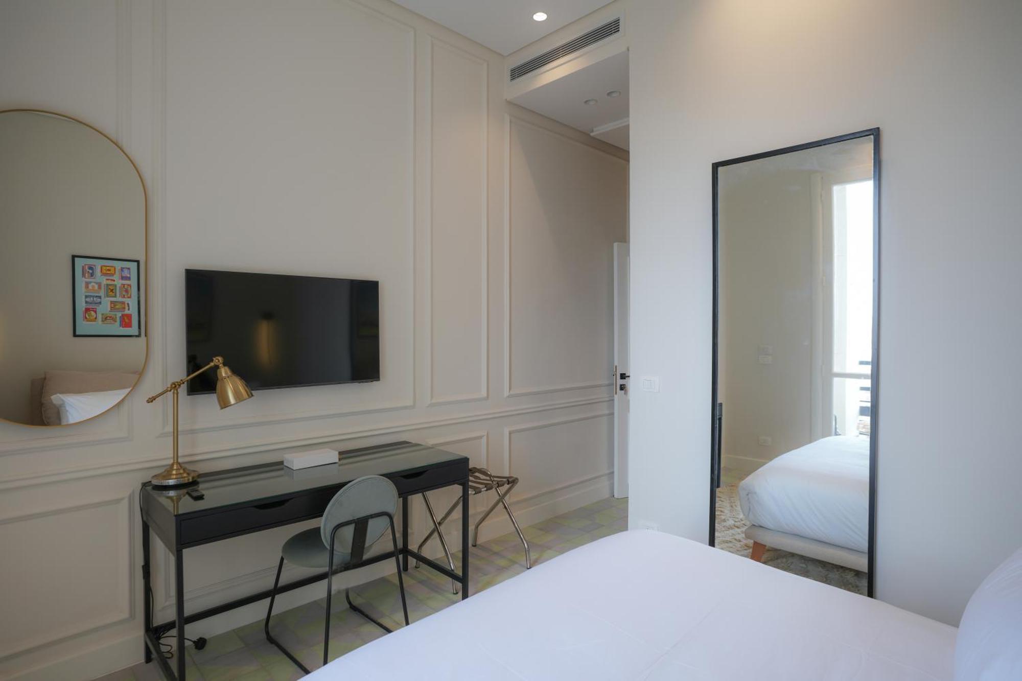 Boutique Residence-lemon Spaces Downtown Apartment *