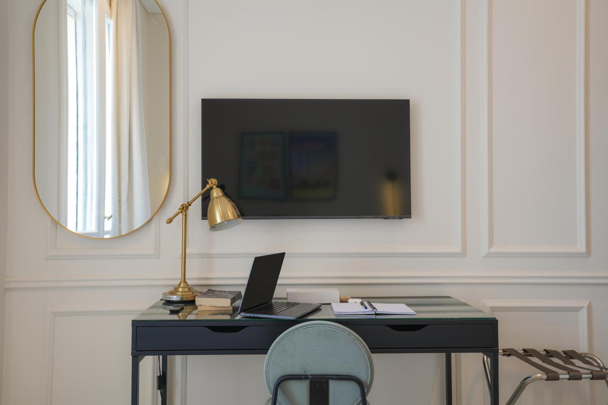 Boutique Residence-lemon Spaces Downtown